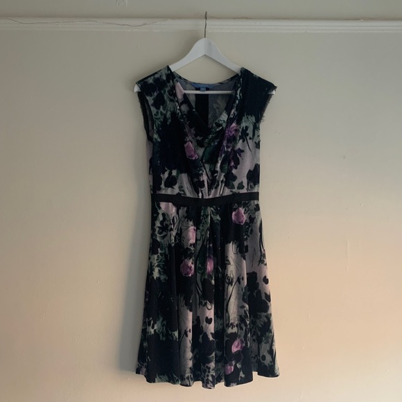 Simply Vera Vera Wang Dresses & Skirts - Simply Vera Vera Wang Green Blue Floral Sleeveless